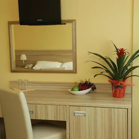 Hotel Swiecice 3*