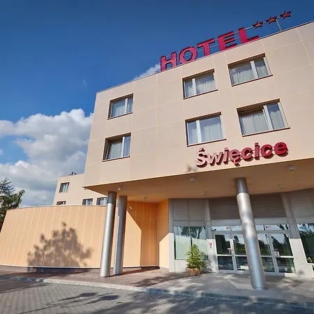 Hotel Hotel Swiecice 3*
