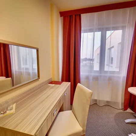 Hotel Swiecice Hotel 3*